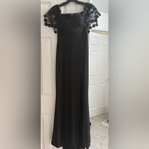 Elegant Black Women's Skirt